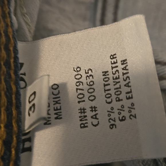 Like New Hudson Ginny Ankle Cuff Straight Jeans 30W - Picture 7 of 8